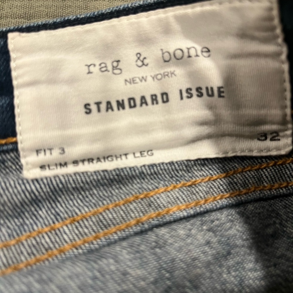 Men’s Rag and Bone straight slim size 32. Good condition